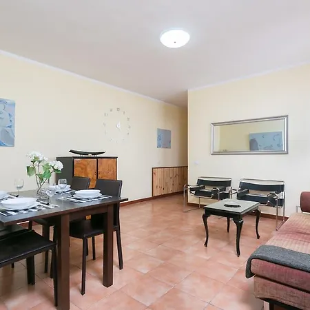 La Laguna & Airport Apartment