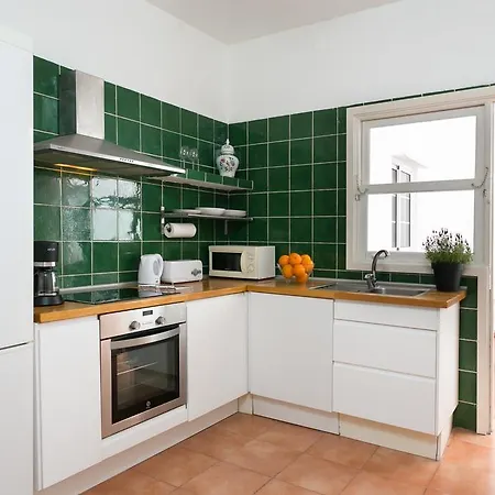 La Laguna & Airport Apartment *